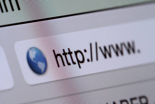 HTTP et WWW dans les URLs de sites web